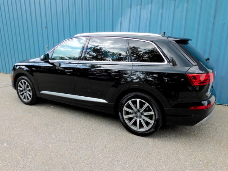 Used 2019 Audi Q7 Premium Plus 45 TFSI quattro Used 2019 Audi Q7 Premium Plus 45 TFSI quattro for sale  at Metro West Motorcars LLC in Shrewsbury MA 3