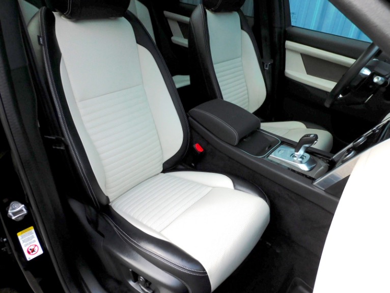 Used 2020 Land Rover Discovery Sport SE R-Dynamic 4WD Used 2020 Land Rover Discovery Sport SE R-Dynamic 4WD for sale  at Metro West Motorcars LLC in Shrewsbury MA 19