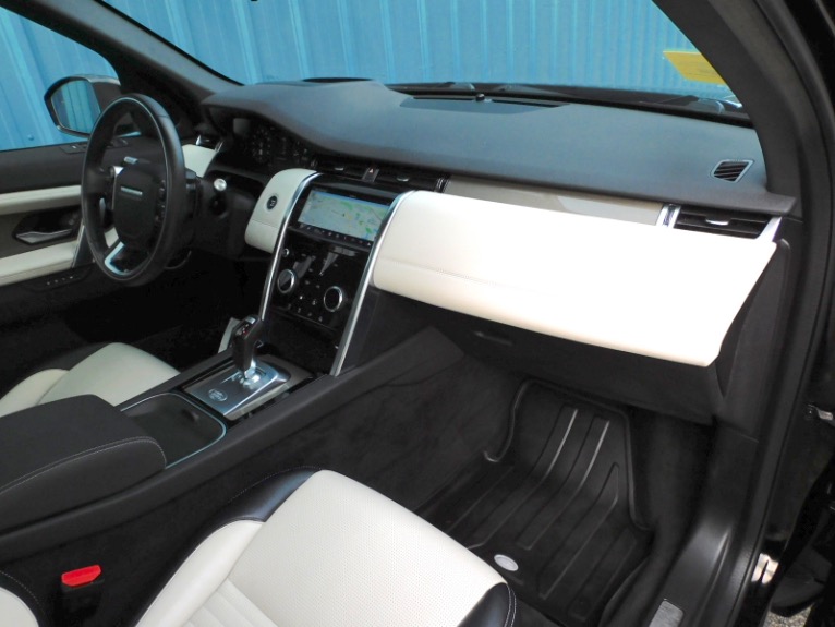 Used 2020 Land Rover Discovery Sport SE R-Dynamic 4WD Used 2020 Land Rover Discovery Sport SE R-Dynamic 4WD for sale  at Metro West Motorcars LLC in Shrewsbury MA 20