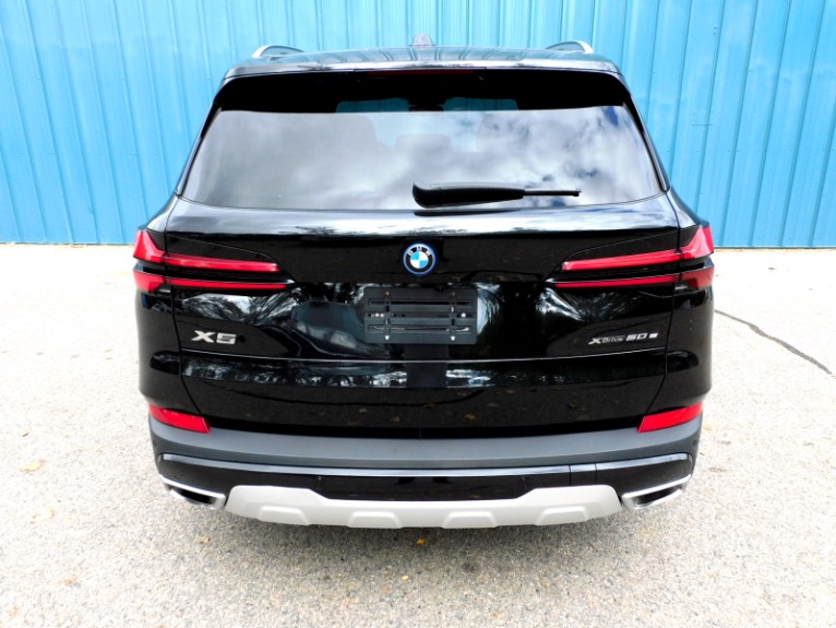 Used 2025 BMW X5 xDrive50e Plug-In Hybrid Used 2025 BMW X5 xDrive50e Plug-In Hybrid for sale  at Metro West Motorcars LLC in Shrewsbury MA 4