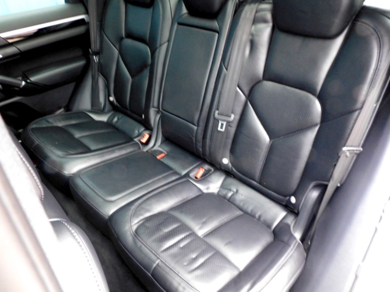 Used 2016 Porsche Cayenne AWD Used 2016 Porsche Cayenne AWD for sale  at Metro West Motorcars LLC in Shrewsbury MA 16