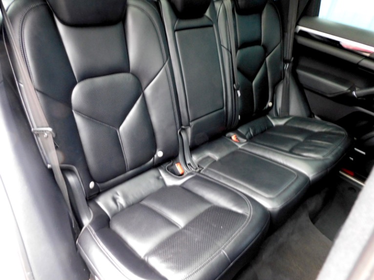 Used 2016 Porsche Cayenne AWD Used 2016 Porsche Cayenne AWD for sale  at Metro West Motorcars LLC in Shrewsbury MA 17