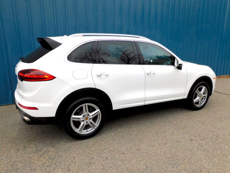 Used 2016 Porsche Cayenne AWD Used 2016 Porsche Cayenne AWD for sale  at Metro West Motorcars LLC in Shrewsbury MA 5