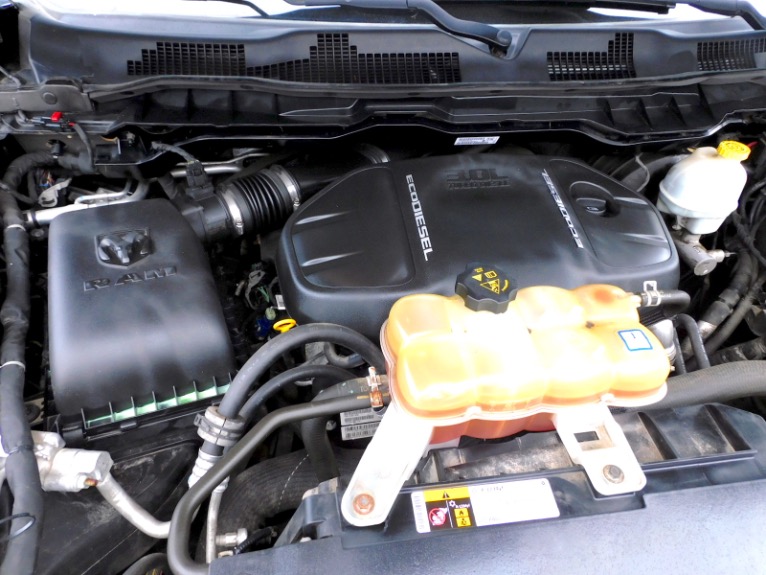 Used 2015 Ram 1500 4WD Crew Cab 149 Laramie Used 2015 Ram 1500 4WD Crew Cab 149 Laramie for sale  at Metro West Motorcars LLC in Shrewsbury MA 23