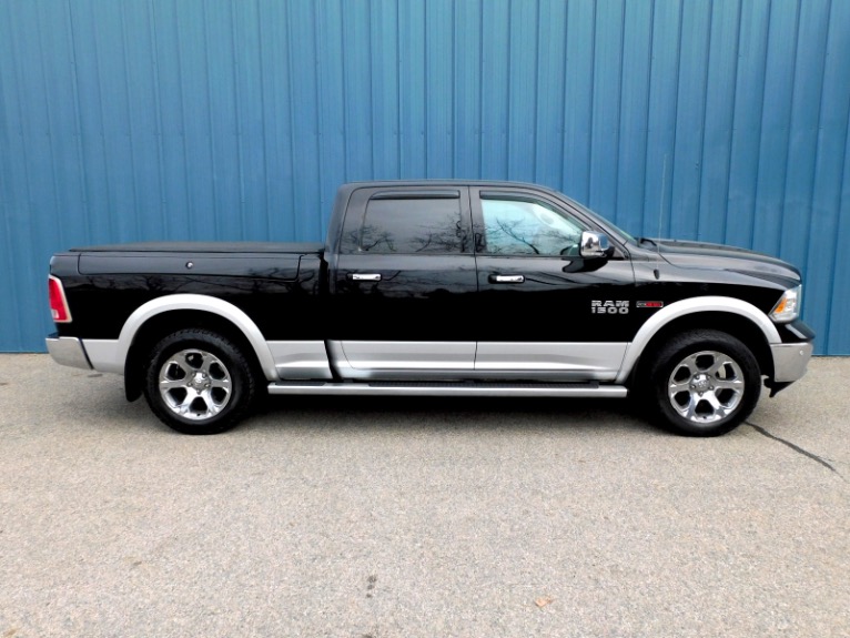 Used 2015 Ram 1500 4WD Crew Cab 149 Laramie Used 2015 Ram 1500 4WD Crew Cab 149 Laramie for sale  at Metro West Motorcars LLC in Shrewsbury MA 6