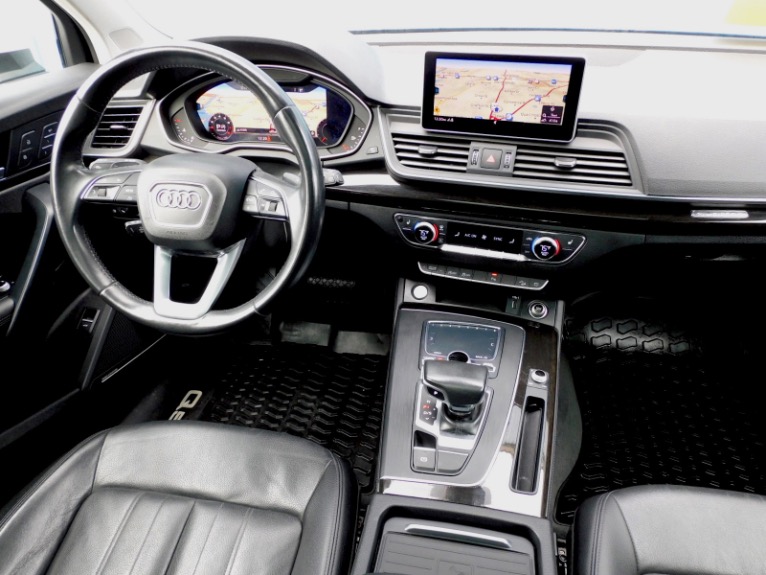 Used 2020 Audi Q5 Premium Plus 45 TFSI quattro Used 2020 Audi Q5 Premium Plus 45 TFSI quattro for sale  at Metro West Motorcars LLC in Shrewsbury MA 10