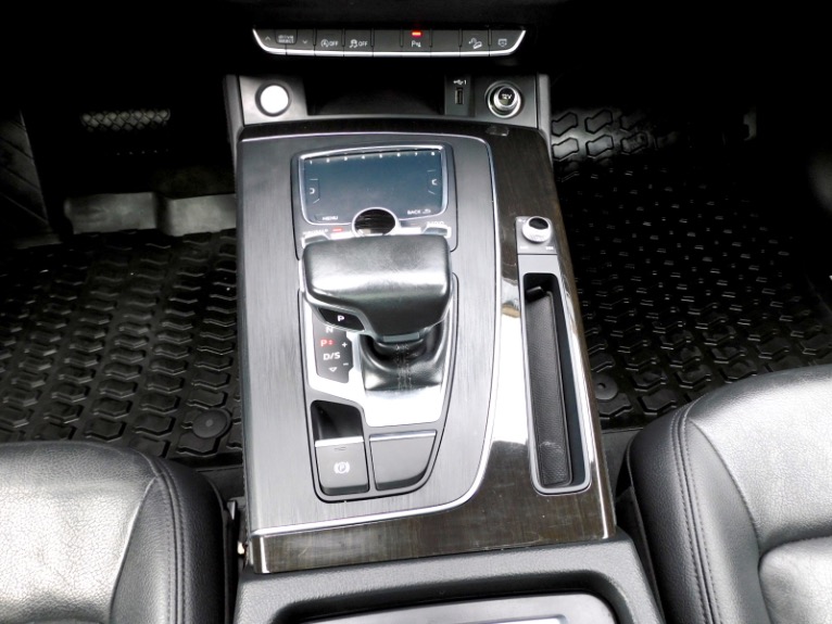 Used 2020 Audi Q5 Premium Plus 45 TFSI quattro Used 2020 Audi Q5 Premium Plus 45 TFSI quattro for sale  at Metro West Motorcars LLC in Shrewsbury MA 12