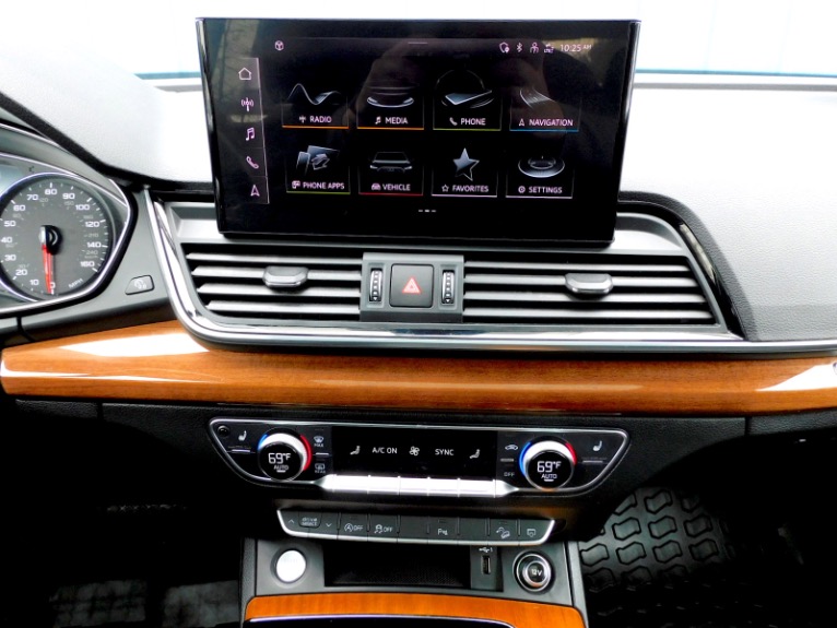 Used 2021 Audi Q5 Premium 45 TFSI quattro Used 2021 Audi Q5 Premium 45 TFSI quattro for sale  at Metro West Motorcars LLC in Shrewsbury MA 11