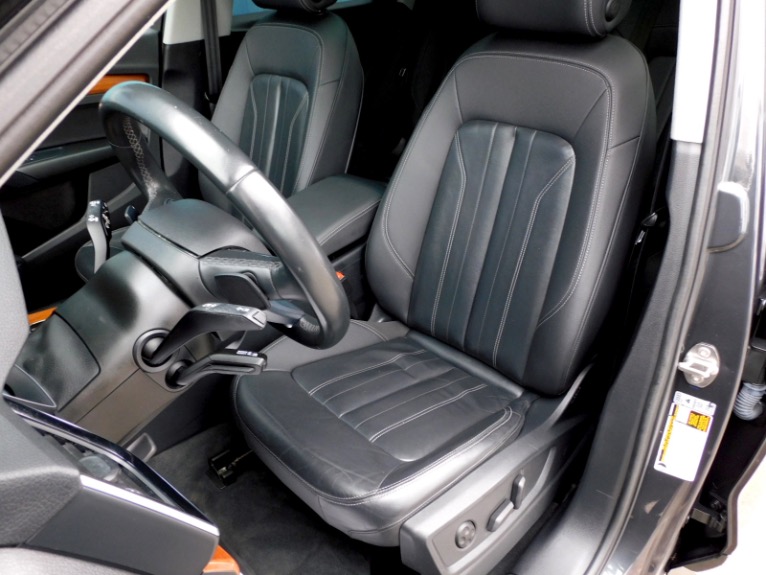 Used 2021 Audi Q5 Premium 45 TFSI quattro Used 2021 Audi Q5 Premium 45 TFSI quattro for sale  at Metro West Motorcars LLC in Shrewsbury MA 14