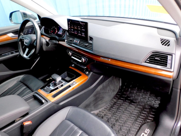 Used 2021 Audi Q5 Premium 45 TFSI quattro Used 2021 Audi Q5 Premium 45 TFSI quattro for sale  at Metro West Motorcars LLC in Shrewsbury MA 20