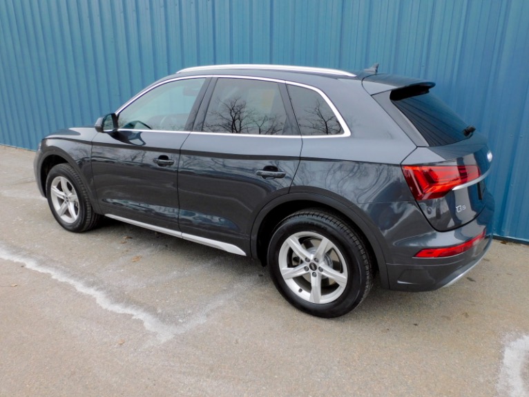 Used 2021 Audi Q5 Premium 45 TFSI quattro Used 2021 Audi Q5 Premium 45 TFSI quattro for sale  at Metro West Motorcars LLC in Shrewsbury MA 3