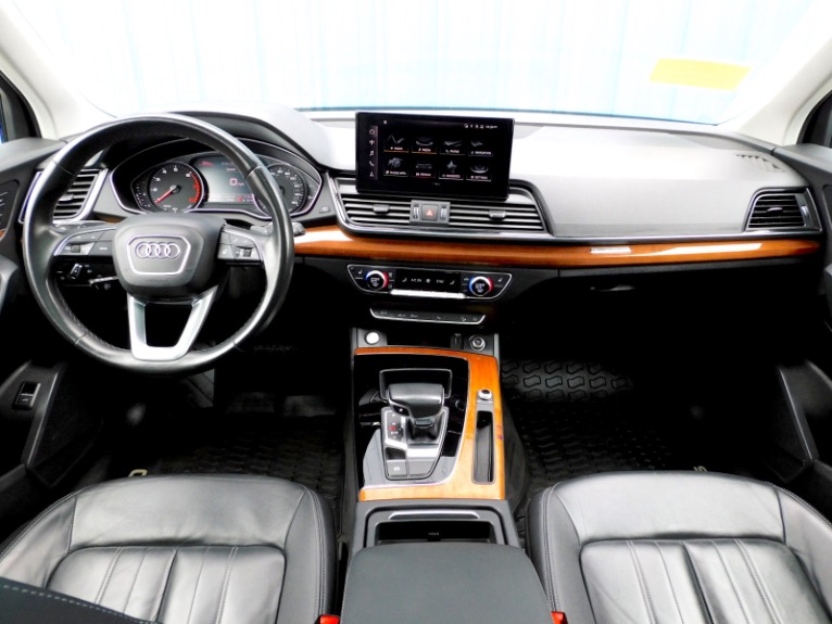Used 2021 Audi Q5 Premium 45 TFSI quattro Used 2021 Audi Q5 Premium 45 TFSI quattro for sale  at Metro West Motorcars LLC in Shrewsbury MA 9
