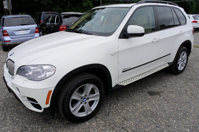 Used 2012 BMW X5 AWD 4dr 35d Used 2012 BMW X5 AWD 4dr 35d for sale  at Metro West Motorcars LLC in Shrewsbury MA 1