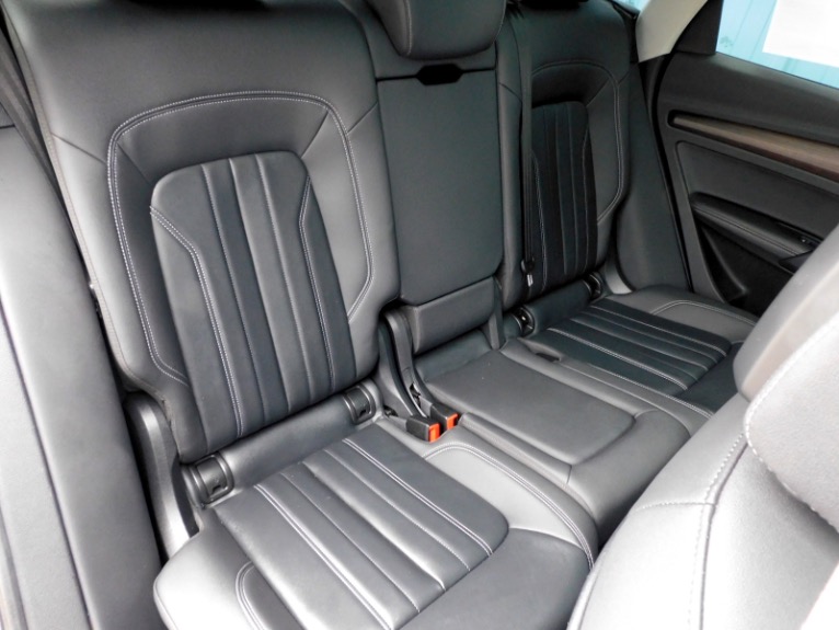 Used 2021 Audi Q5 Premium Plus 45 TFSI quattro Used 2021 Audi Q5 Premium Plus 45 TFSI quattro for sale  at Metro West Motorcars LLC in Shrewsbury MA 17