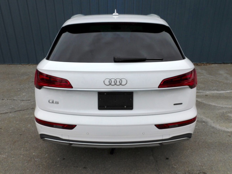 Used 2021 Audi Q5 Premium Plus 45 TFSI quattro Used 2021 Audi Q5 Premium Plus 45 TFSI quattro for sale  at Metro West Motorcars LLC in Shrewsbury MA 4