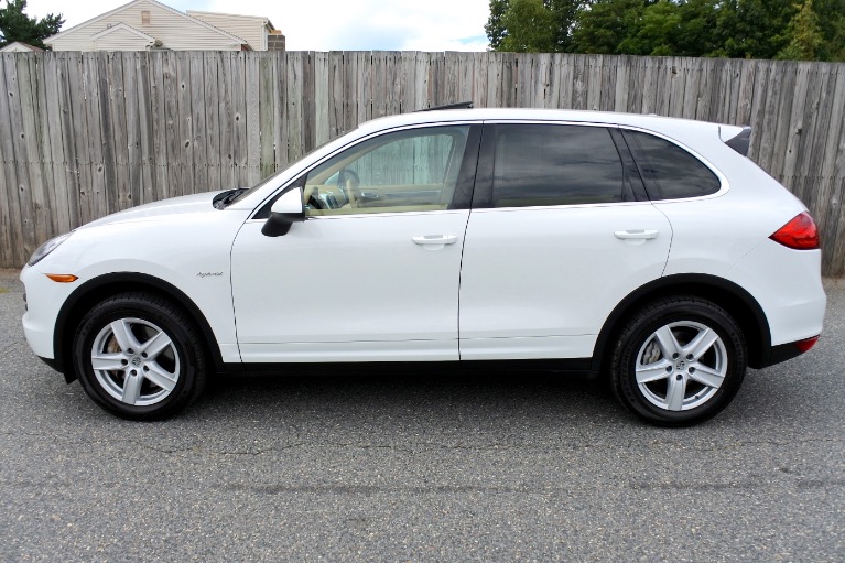 Used 2012 Porsche Cayenne AWD 4dr S Hybrid Used 2012 Porsche Cayenne AWD 4dr S Hybrid for sale  at Metro West Motorcars LLC in Shrewsbury MA 2