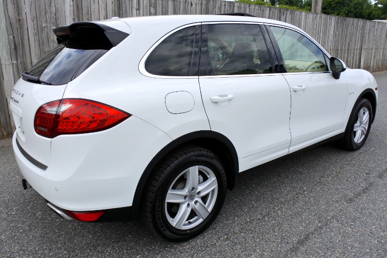 Used 2012 Porsche Cayenne AWD 4dr S Hybrid Used 2012 Porsche Cayenne AWD 4dr S Hybrid for sale  at Metro West Motorcars LLC in Shrewsbury MA 5