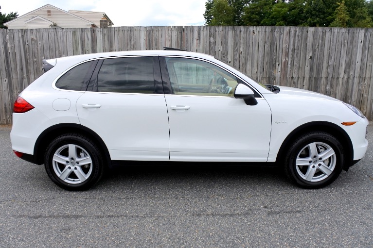 Used 2012 Porsche Cayenne AWD 4dr S Hybrid Used 2012 Porsche Cayenne AWD 4dr S Hybrid for sale  at Metro West Motorcars LLC in Shrewsbury MA 6