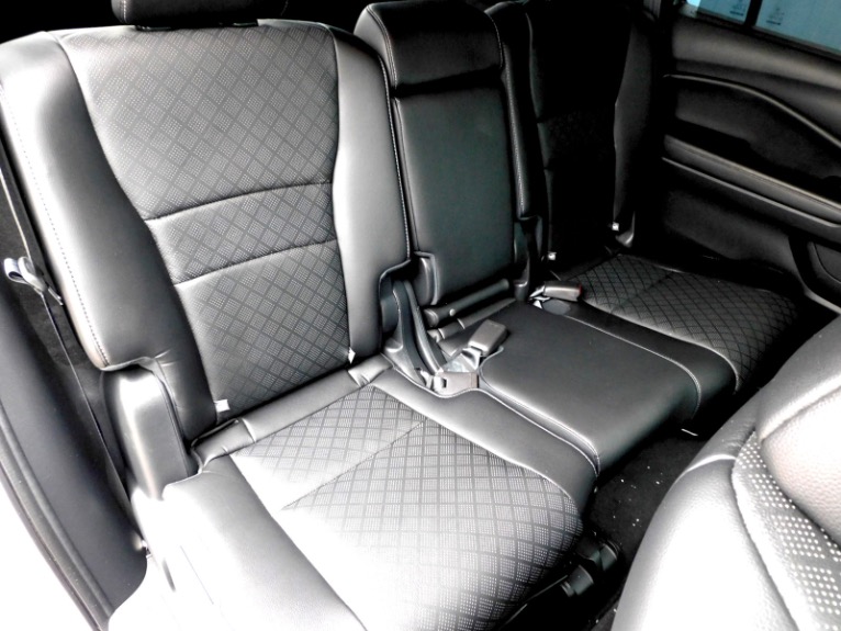 Used 2020 Honda Passport EX-L AWD Used 2020 Honda Passport EX-L AWD for sale  at Metro West Motorcars LLC in Shrewsbury MA 17