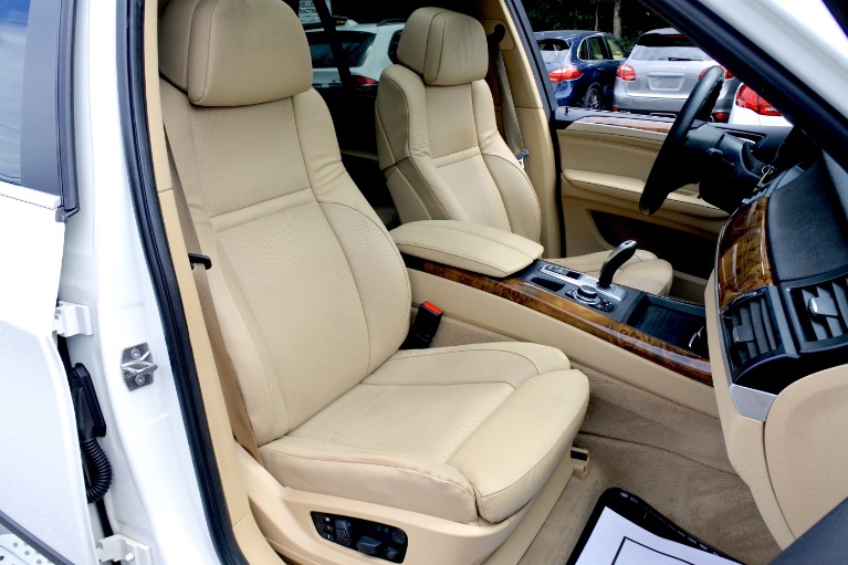 Used 2013 BMW X5 AWD 4dr xDrive35i Premium Used 2013 BMW X5 AWD 4dr xDrive35i Premium for sale at Metro West Motorcars LLC in Shrewsbury MA 19
