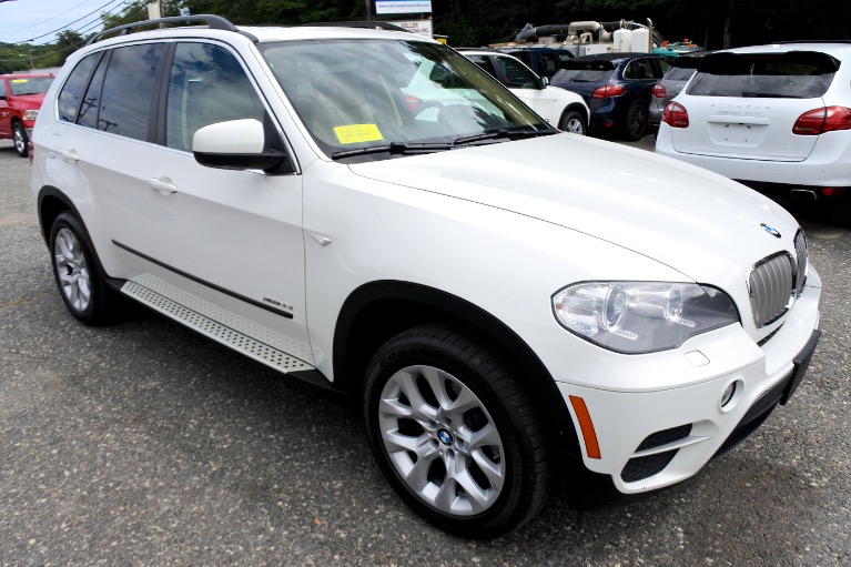 Used 2013 BMW X5 AWD 4dr xDrive35i Premium Used 2013 BMW X5 AWD 4dr xDrive35i Premium for sale at Metro West Motorcars LLC in Shrewsbury MA 7