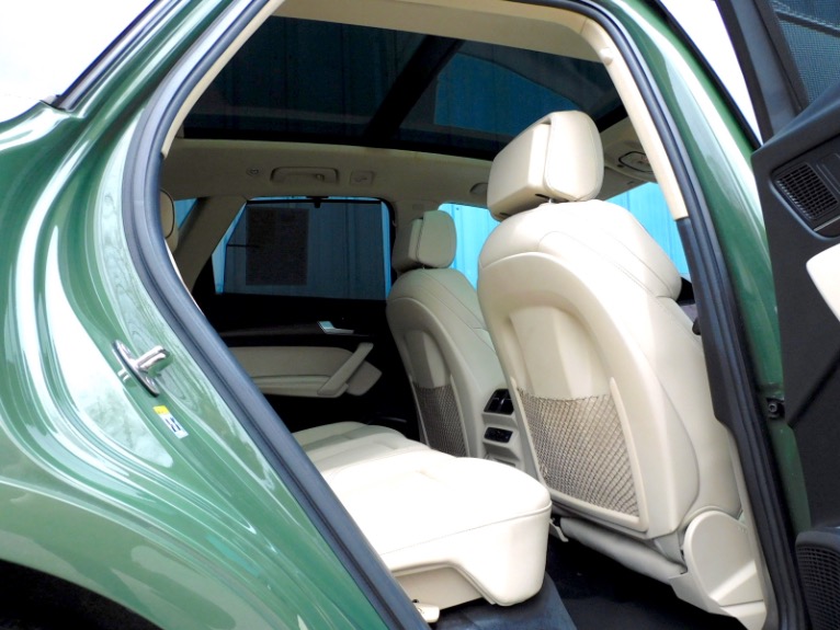 Used 2022 Audi Q5 S line Prestige 55 TFSI e quattro Used 2022 Audi Q5 S line Prestige 55 TFSI e quattro for sale  at Metro West Motorcars LLC in Shrewsbury MA 18