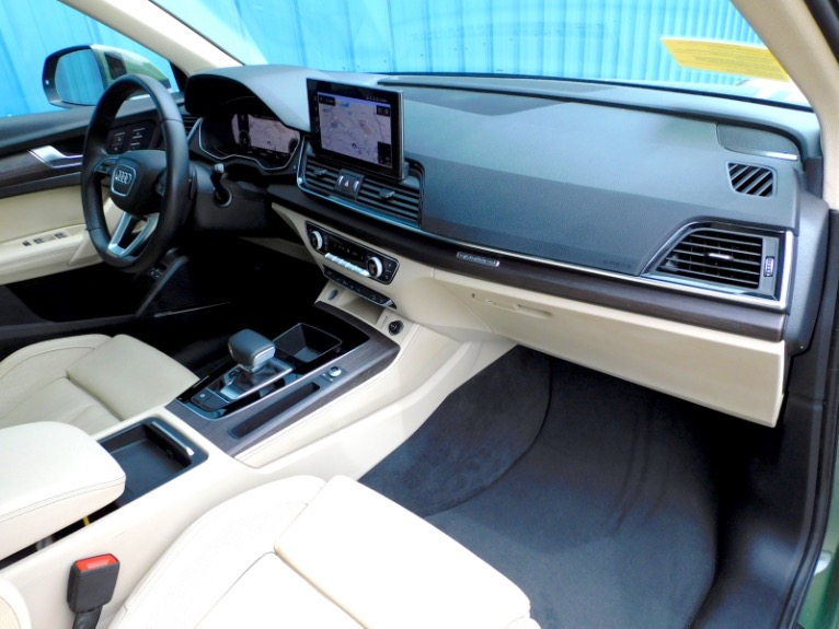 Used 2022 Audi Q5 S line Prestige 55 TFSI e quattro Used 2022 Audi Q5 S line Prestige 55 TFSI e quattro for sale  at Metro West Motorcars LLC in Shrewsbury MA 20