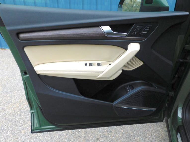 Used 2022 Audi Q5 S line Prestige 55 TFSI e quattro Used 2022 Audi Q5 S line Prestige 55 TFSI e quattro for sale  at Metro West Motorcars LLC in Shrewsbury MA 21