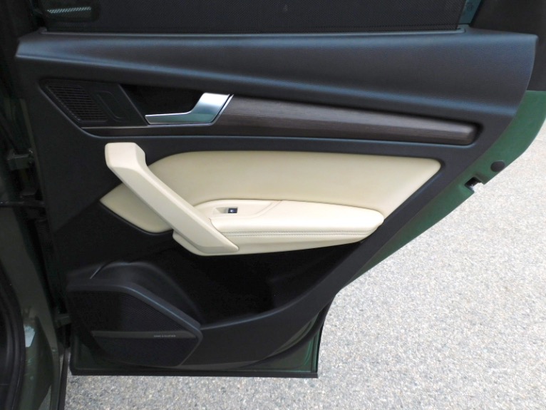 Used 2022 Audi Q5 S line Prestige 55 TFSI e quattro Used 2022 Audi Q5 S line Prestige 55 TFSI e quattro for sale  at Metro West Motorcars LLC in Shrewsbury MA 23