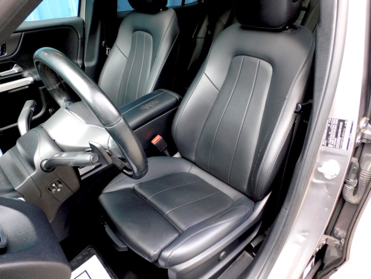 Used 2020 Mercedes-Benz Glb GLB 250 4MATIC SUV Used 2020 Mercedes-Benz Glb GLB 250 4MATIC SUV for sale  at Metro West Motorcars LLC in Shrewsbury MA 14