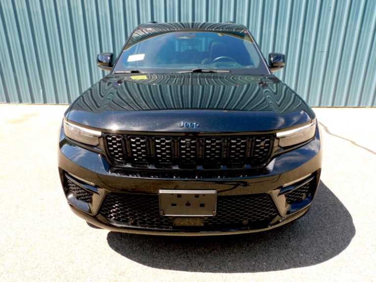 Used 2023 Jeep Grand Cherokee 4xe Summit Reserve 4x4 Used 2023 Jeep Grand Cherokee 4xe Summit Reserve 4x4 for sale  at Metro West Motorcars LLC in Shrewsbury MA 8