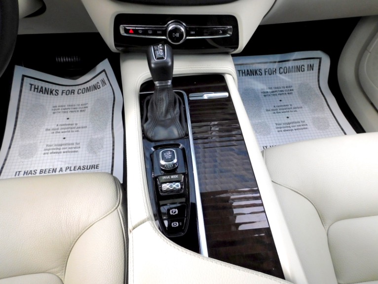 Used 2019 Volvo Xc90 T6 AWD Momentum Used 2019 Volvo Xc90 T6 AWD Momentum for sale  at Metro West Motorcars LLC in Shrewsbury MA 12