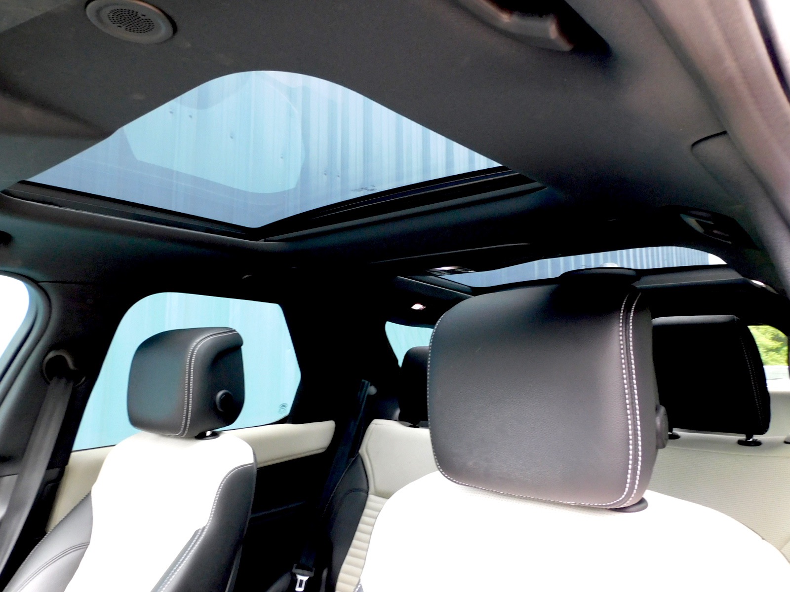 2023 Land Rover Discovery S R Dynamic - Photo 50