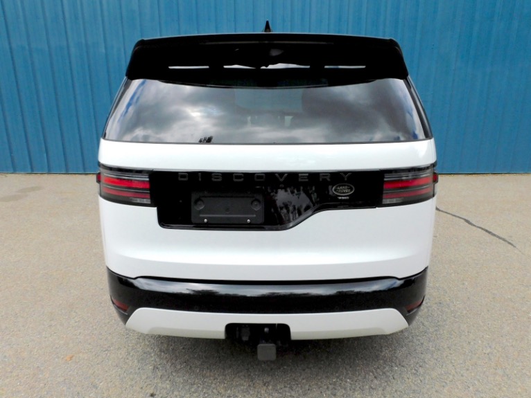 Used 2023 Land Rover Discovery P360 S R-Dynamic Used 2023 Land Rover Discovery P360 S R-Dynamic for sale  at Metro West Motorcars LLC in Shrewsbury MA 4
