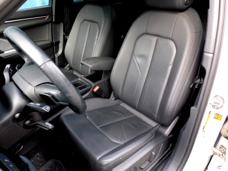 Used 2023 Audi Q3 S line Premium 45 TFSI quattro Used 2023 Audi Q3 S line Premium 45 TFSI quattro for sale  at Metro West Motorcars LLC in Shrewsbury MA 14