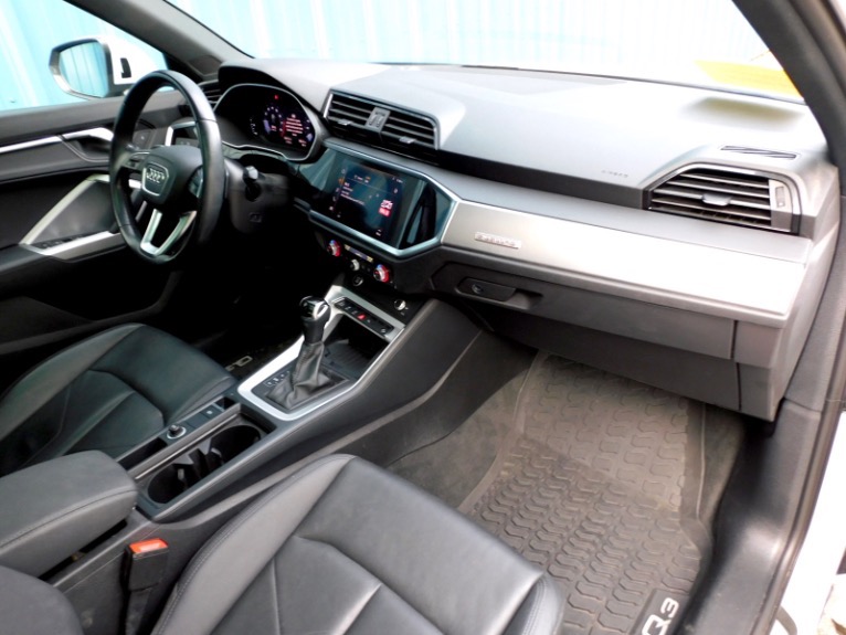 Used 2023 Audi Q3 S line Premium 45 TFSI quattro Used 2023 Audi Q3 S line Premium 45 TFSI quattro for sale  at Metro West Motorcars LLC in Shrewsbury MA 20
