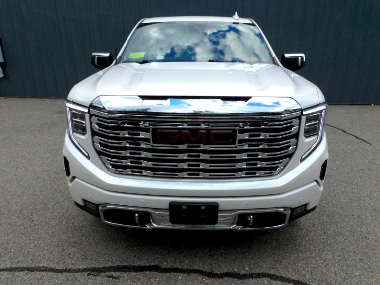 Used 2023 GMC Sierra 1500 4WD Crew Cab 147 Used 2023 GMC Sierra 1500 4WD Crew Cab 147 for sale  at Metro West Motorcars LLC in Shrewsbury MA 8