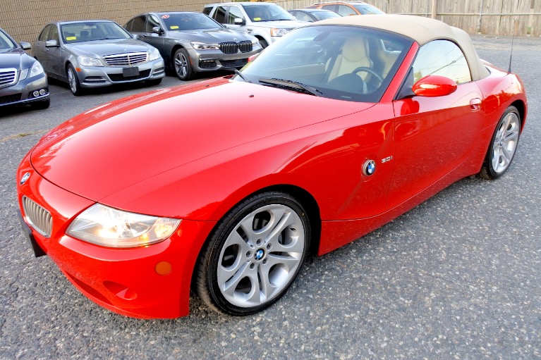 Used 2005 BMW Z4 Z4 2dr Roadster 3.0i Used 2005 BMW Z4 Z4 2dr Roadster 3.0i for sale  at Metro West Motorcars LLC in Shrewsbury MA 17