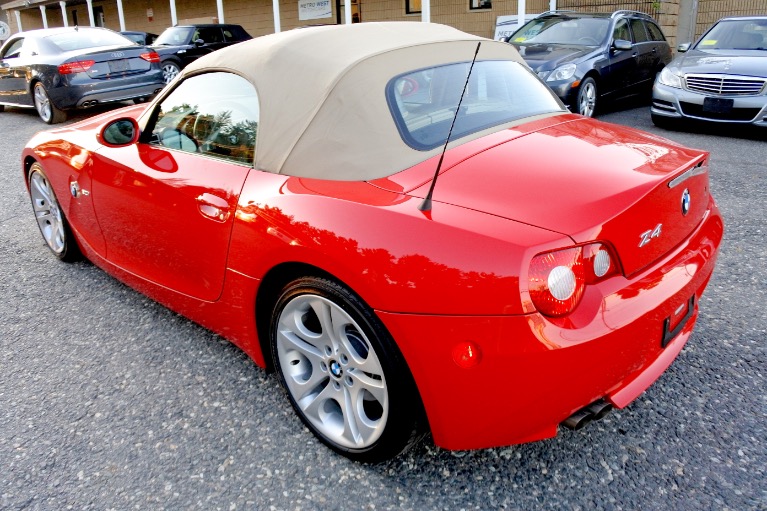 Used 2005 BMW Z4 Z4 2dr Roadster 3.0i Used 2005 BMW Z4 Z4 2dr Roadster 3.0i for sale  at Metro West Motorcars LLC in Shrewsbury MA 18