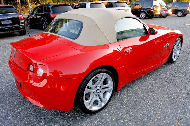 Used 2005 BMW Z4 Z4 2dr Roadster 3.0i Used 2005 BMW Z4 Z4 2dr Roadster 3.0i for sale  at Metro West Motorcars LLC in Shrewsbury MA 19
