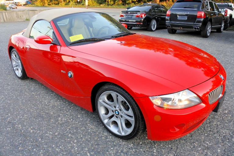 Used 2005 BMW Z4 Z4 2dr Roadster 3.0i Used 2005 BMW Z4 Z4 2dr Roadster 3.0i for sale  at Metro West Motorcars LLC in Shrewsbury MA 20