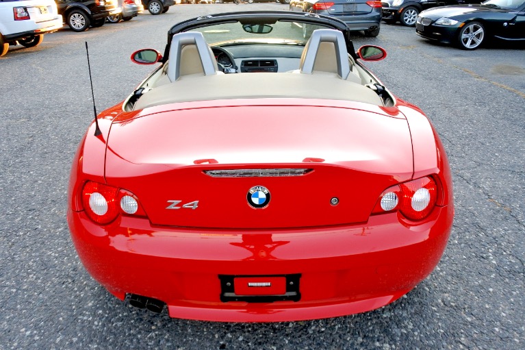Used 2005 BMW Z4 Z4 2dr Roadster 3.0i Used 2005 BMW Z4 Z4 2dr Roadster 3.0i for sale  at Metro West Motorcars LLC in Shrewsbury MA 4