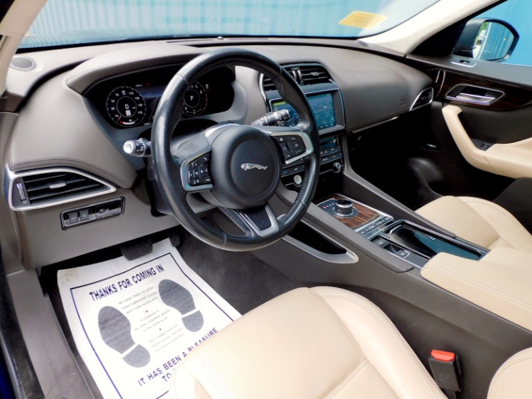 Used 2020 Jaguar F-pace 25t Prestige AWD Used 2020 Jaguar F-pace 25t Prestige AWD for sale  at Metro West Motorcars LLC in Shrewsbury MA 13