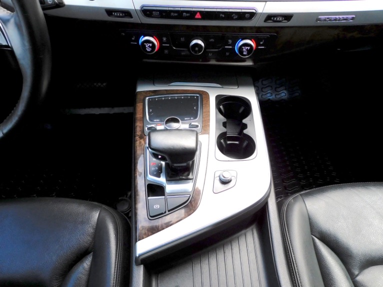 Used 2018 Audi Q7 2.0 TFSI Premium Plus Used 2018 Audi Q7 2.0 TFSI Premium Plus for sale  at Metro West Motorcars LLC in Shrewsbury MA 12