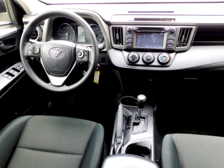 Used 2018 Toyota RAV4 LE AWD (Natl) Used 2018 Toyota RAV4 LE AWD (Natl) for sale  at Metro West Motorcars LLC in Shrewsbury MA 10