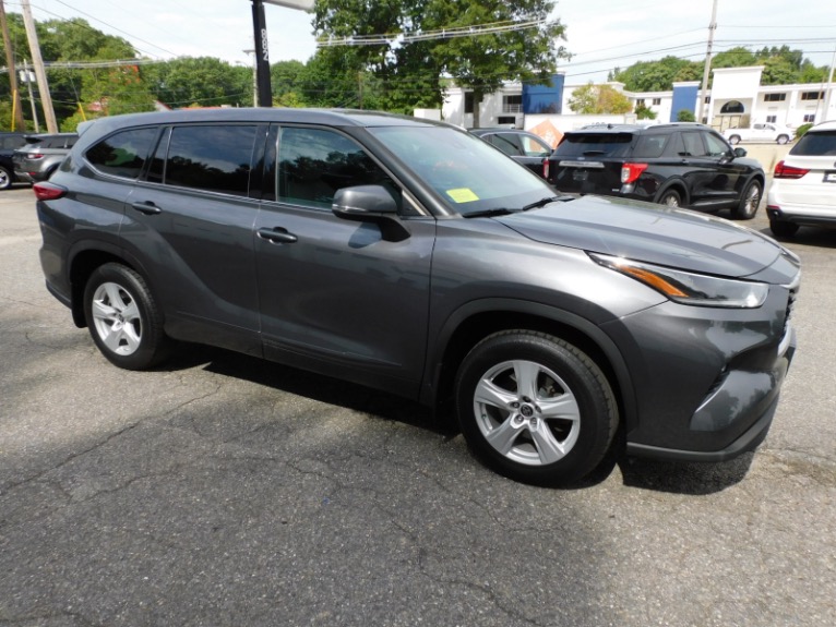 Used 2021 Toyota Highlander LE AWD (Natl) Used 2021 Toyota Highlander LE AWD (Natl) for sale  at Metro West Motorcars LLC in Shrewsbury MA 7