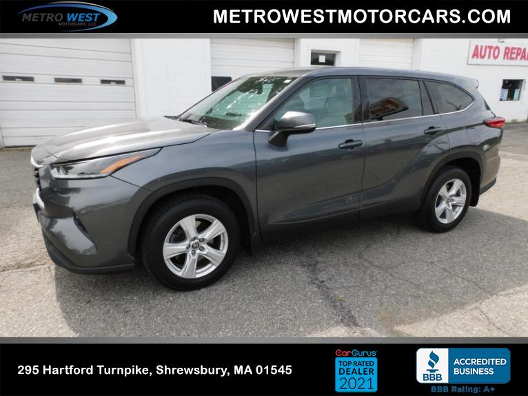 Used 2021 Toyota Highlander LE AWD (Natl) Used 2021 Toyota Highlander LE AWD (Natl) for sale  at Metro West Motorcars LLC in Shrewsbury MA 1