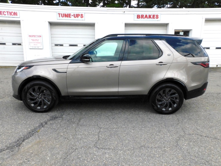 Used 2022 Land Rover Discovery P360 S R-Dynamic Used 2022 Land Rover Discovery P360 S R-Dynamic for sale  at Metro West Motorcars LLC in Shrewsbury MA 2
