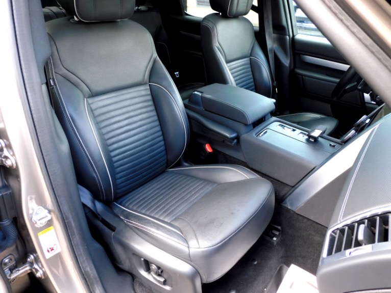Used 2022 Land Rover Discovery P360 S R-Dynamic Used 2022 Land Rover Discovery P360 S R-Dynamic for sale  at Metro West Motorcars LLC in Shrewsbury MA 21