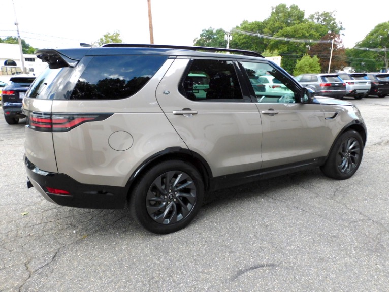 Used 2022 Land Rover Discovery P360 S R-Dynamic Used 2022 Land Rover Discovery P360 S R-Dynamic for sale  at Metro West Motorcars LLC in Shrewsbury MA 5